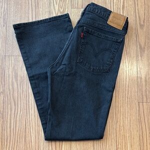 Levi's Bootcut Jeans